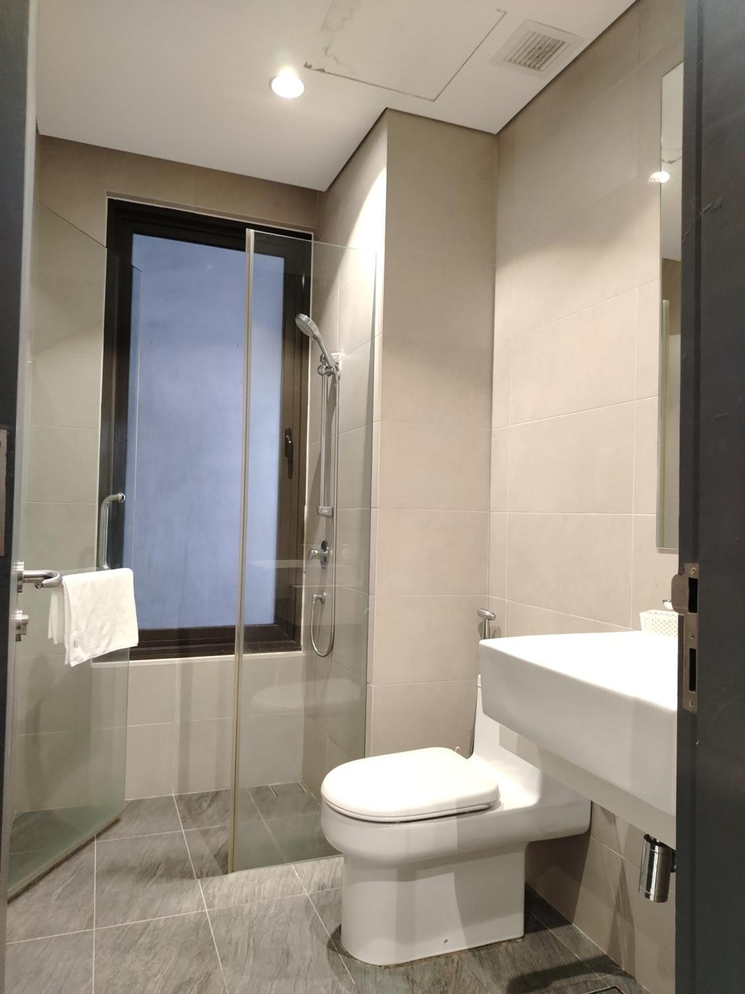 8 Kia Peng Suites Klcc By Luna Kuala Lumpur Zewnętrze zdjęcie